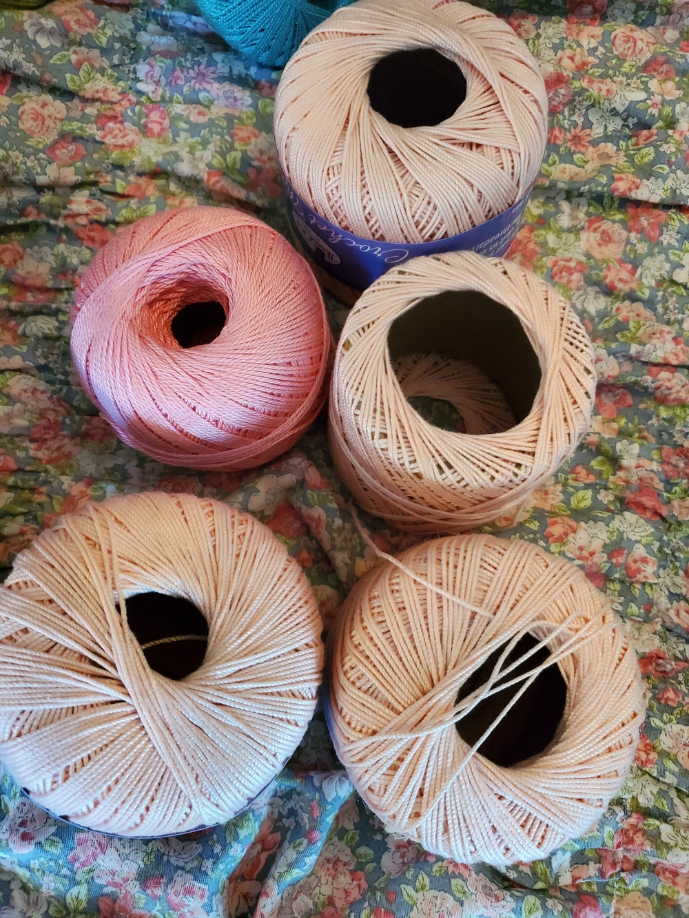 Assorted Cotton Crochet Thread Lot - Picture 5 of 8